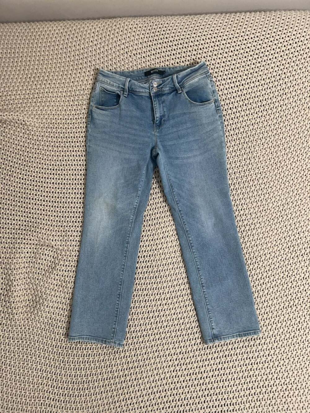 Hudson Jeans Beth Mid-Rise Baby Bootcut Light Wash Jeans